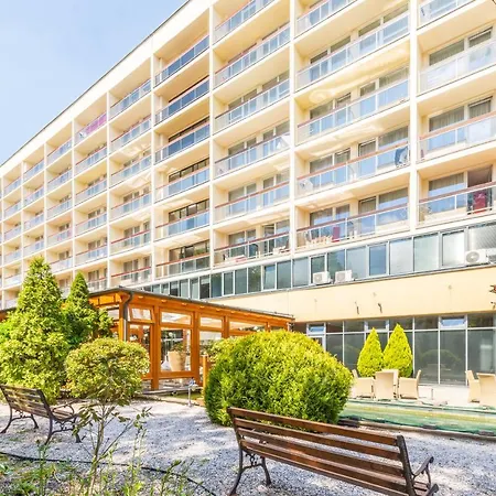 Centrum Zdrowia I Wypoczynku Ikar Üdülőközpont