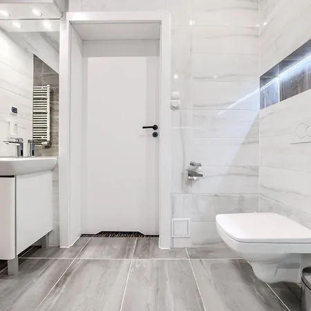 Centrum Zdrowia I Wypoczynku Ikar Üdülőközpont 3*