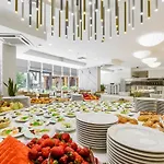 Centrum Zdrowia I Wypoczynku Ikar Resort 3*