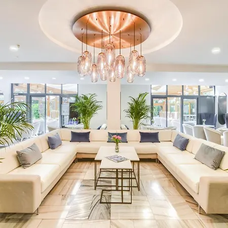 Resort Centrum Zdrowia I Wypoczynku Ikar 3*