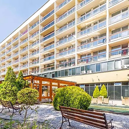 Centrum Zdrowia I Wypoczynku Ikar 3*