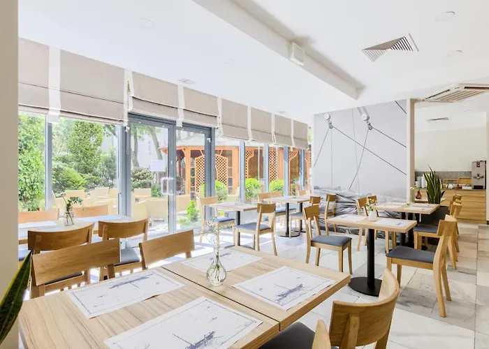 Centrum Zdrowia I Wypoczynku Ikar Resort 3*