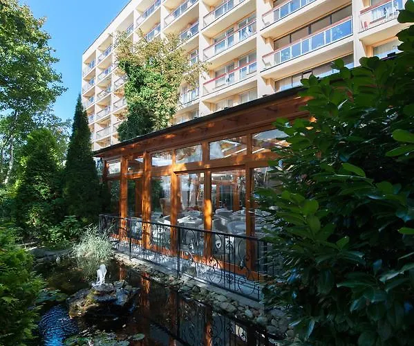 Centrum Zdrowia I Wypoczynku Ikar Resort 3*